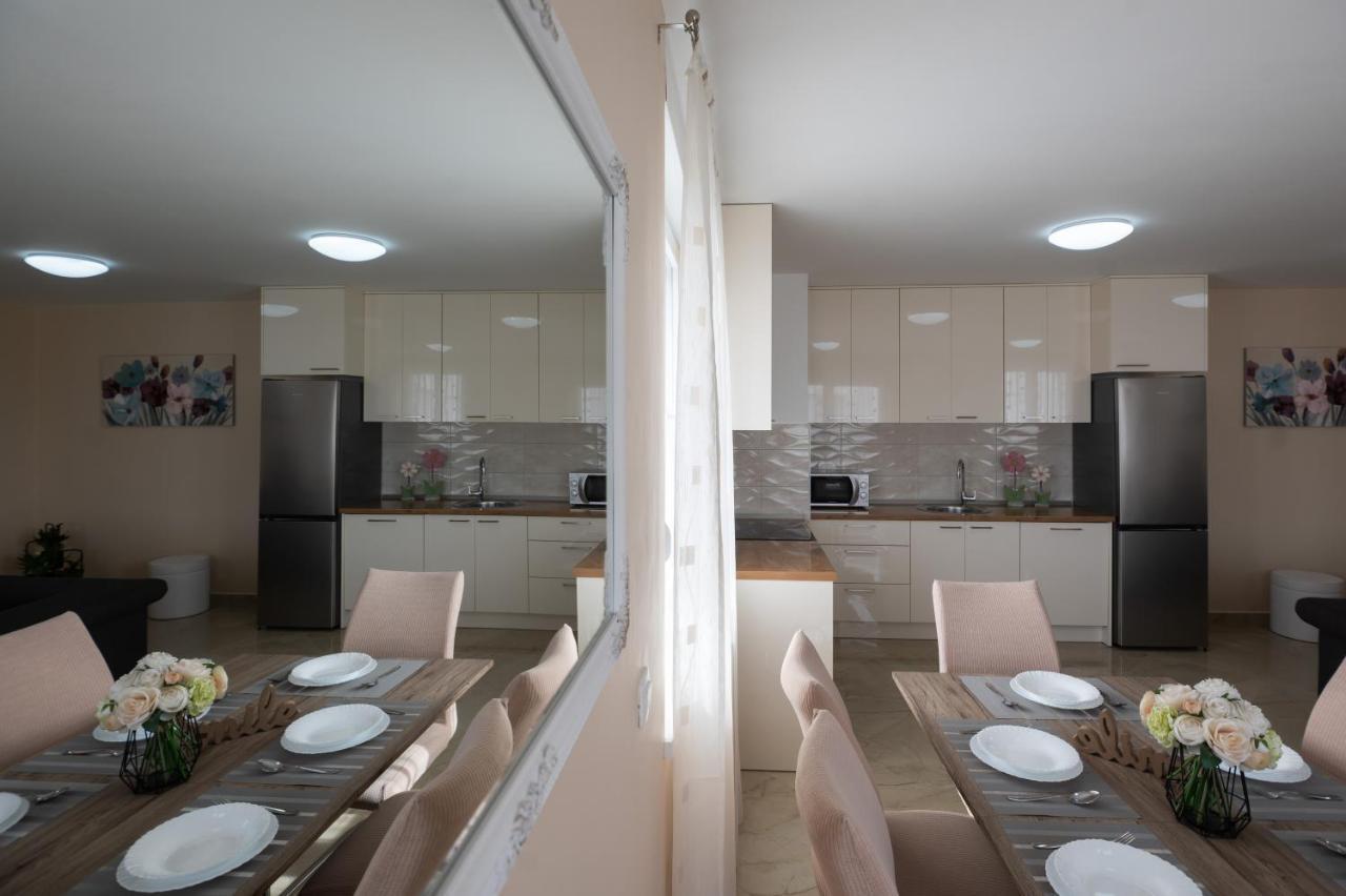 Blue Horizon Zara Apartment Екстериор снимка